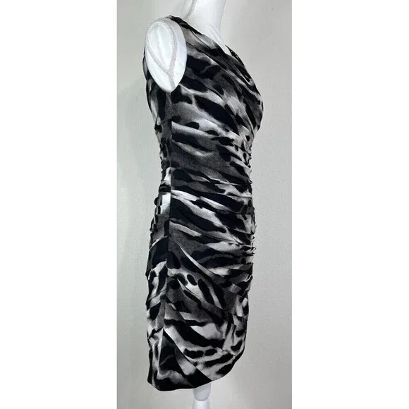 Ann Taylor Animal Print Ruched Sheath Dress Sleeveless Black Grey White Size 6 - Picture 7 of 14